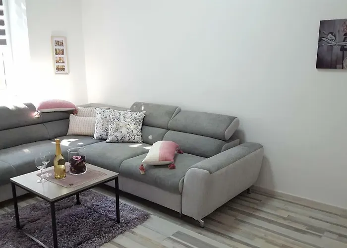 Apartment Imperia *** *